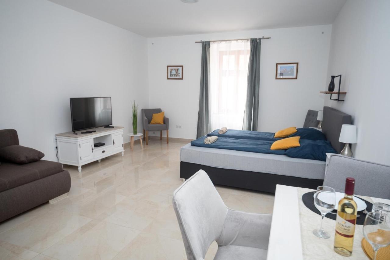 Apartament Kossuth Apartmanhaz