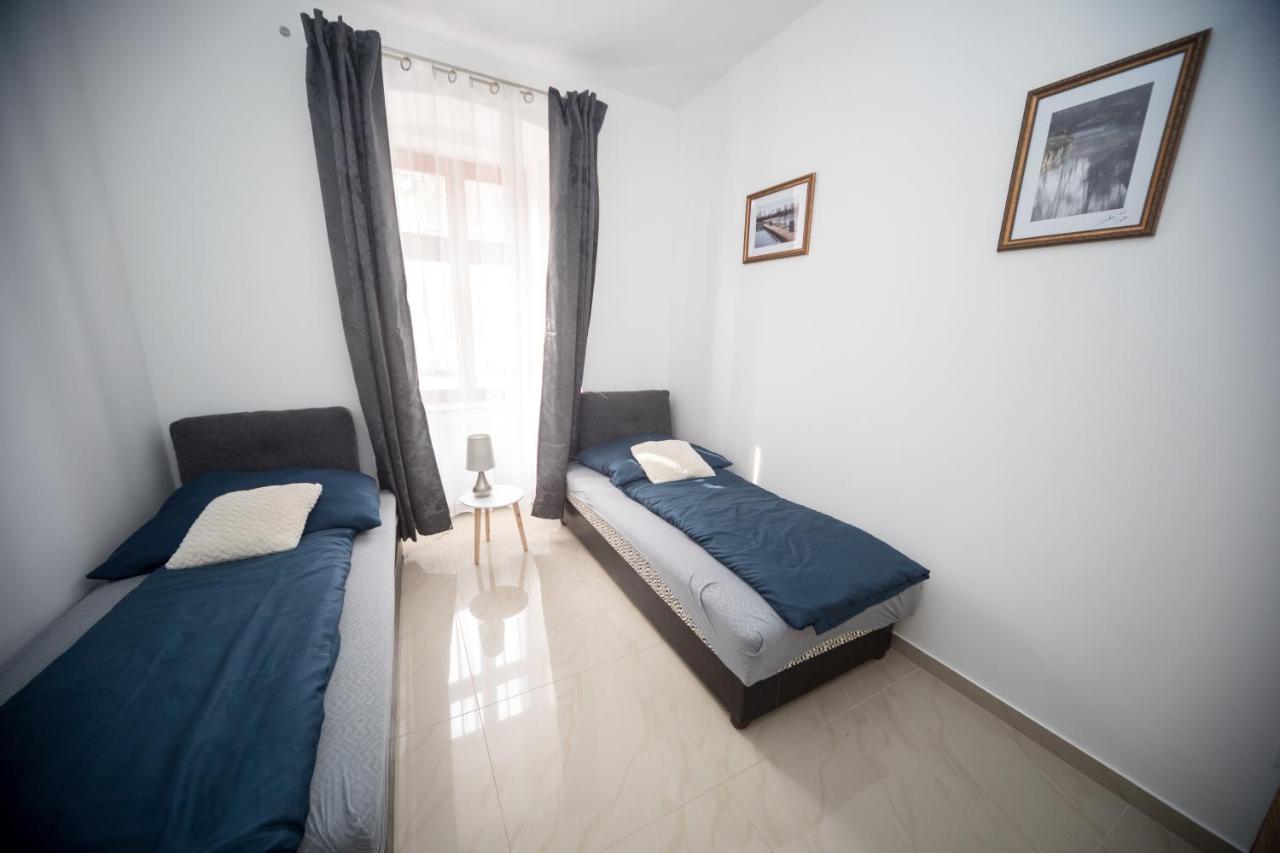 Apartament Kossuth Apartmanhaz